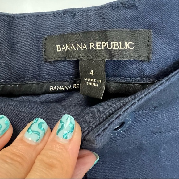 Banana Republic Ladies Slim Straight Cropped Pant Size 4 NWT - Picture 3 of 4